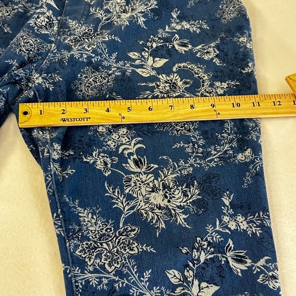 Time and Tru Womens Jeans Floral Print Blue Size XXL 20 High Rise Denim - Picture 10 of 13